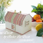 ビタミンカラーの格子柄-ハウス型ツールボックス
